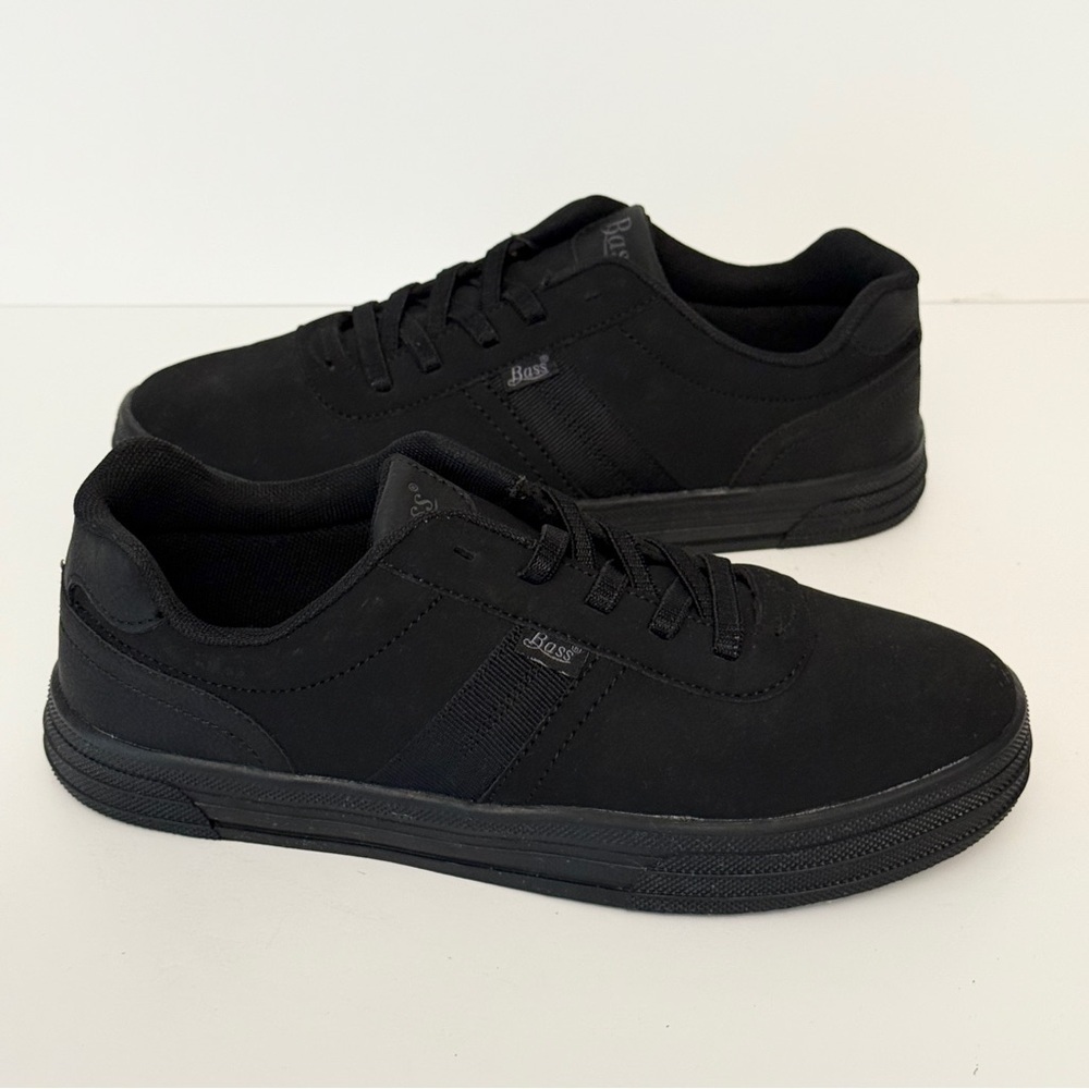 G.H. BASS & CO. Slip-On Laced Shoe Boy's Size 6